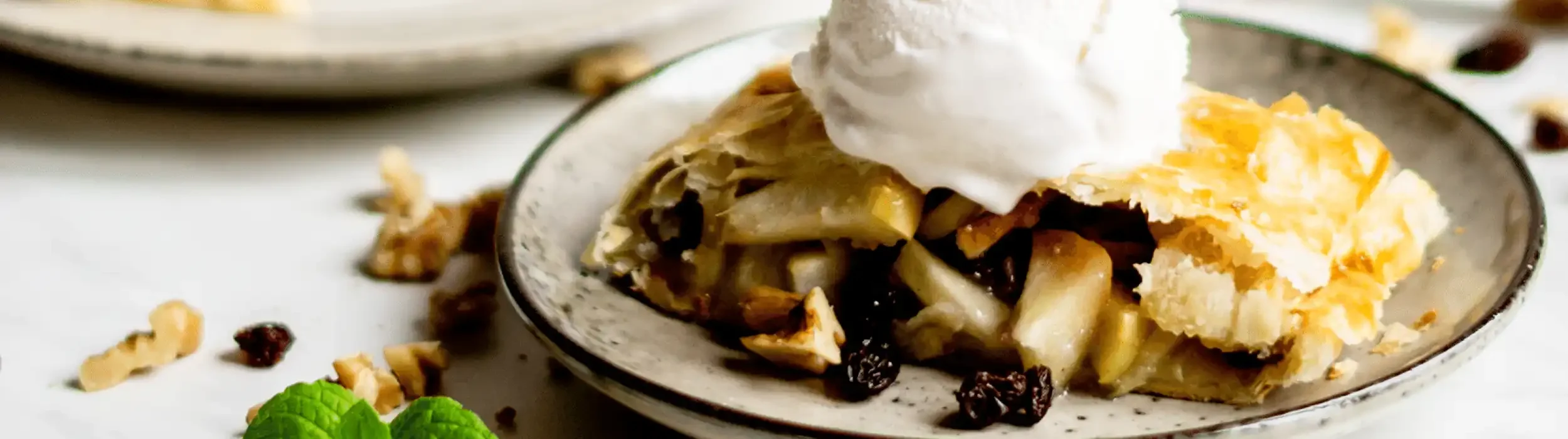 Blitzapfel-Strudel2__FocusFillWyIwLjMyIiwiMC40OSIsMjUwMCw3MDBd