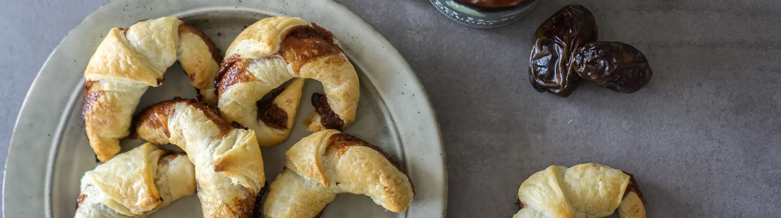 Mini-Croissants2__FocusFillWyIwLjAwIiwiMC4wMCIsMjUwMCw3MDBd