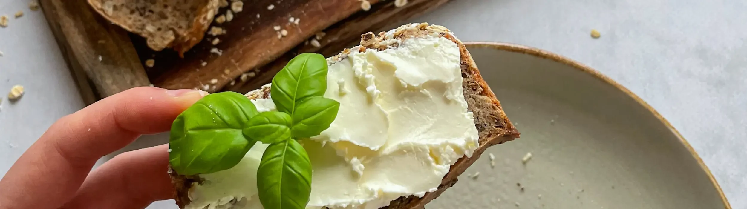Schnelles-Vollkornbrot__FocusFillWyIwLjAxIiwiMC4yMSIsMjUwMCw3MDBd