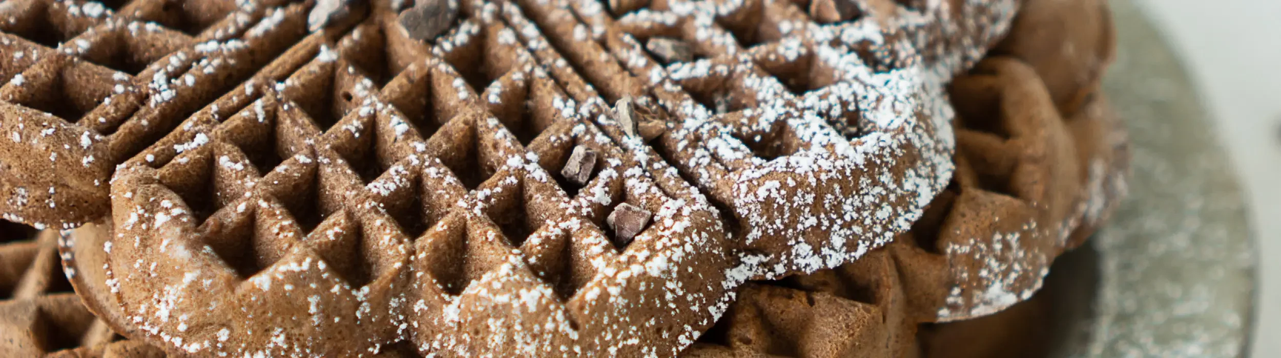 Schoko-Gewuerz-Waffeln__FocusFillWyIwLjAwIiwiMC4wMCIsMjUwMCw3MDBd