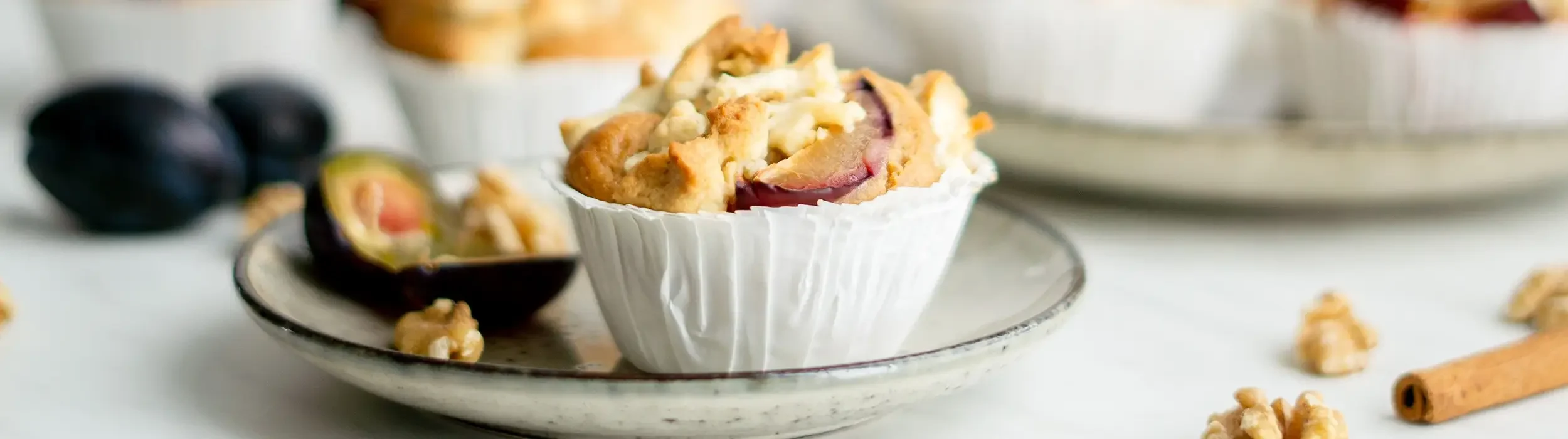 Zwetschgen-Muffins__FocusFillWyIwLjAyIiwiMC41MSIsMjUwMCw3MDBd